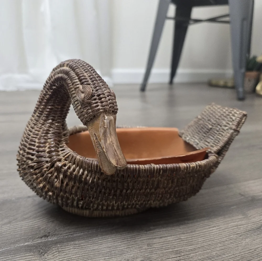 N/A adorable rattan